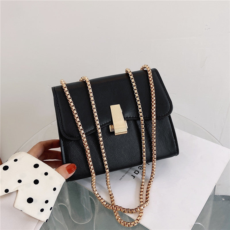 The Noir Chain Clutch